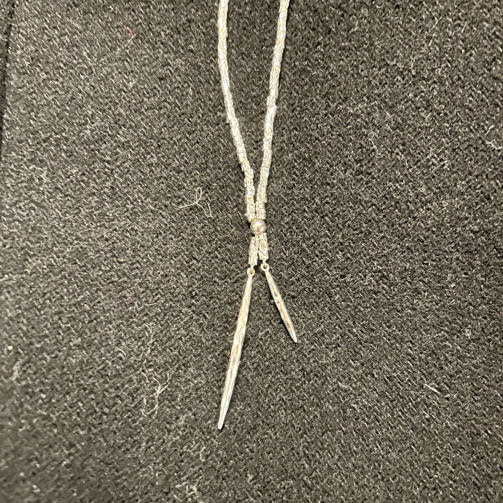 Chic Silver Pendant Necklace